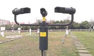 说明: F:\2013-2014第2学年学校工作\设备管理\2014展板资料\观测场照片\IMAG0052.jpg